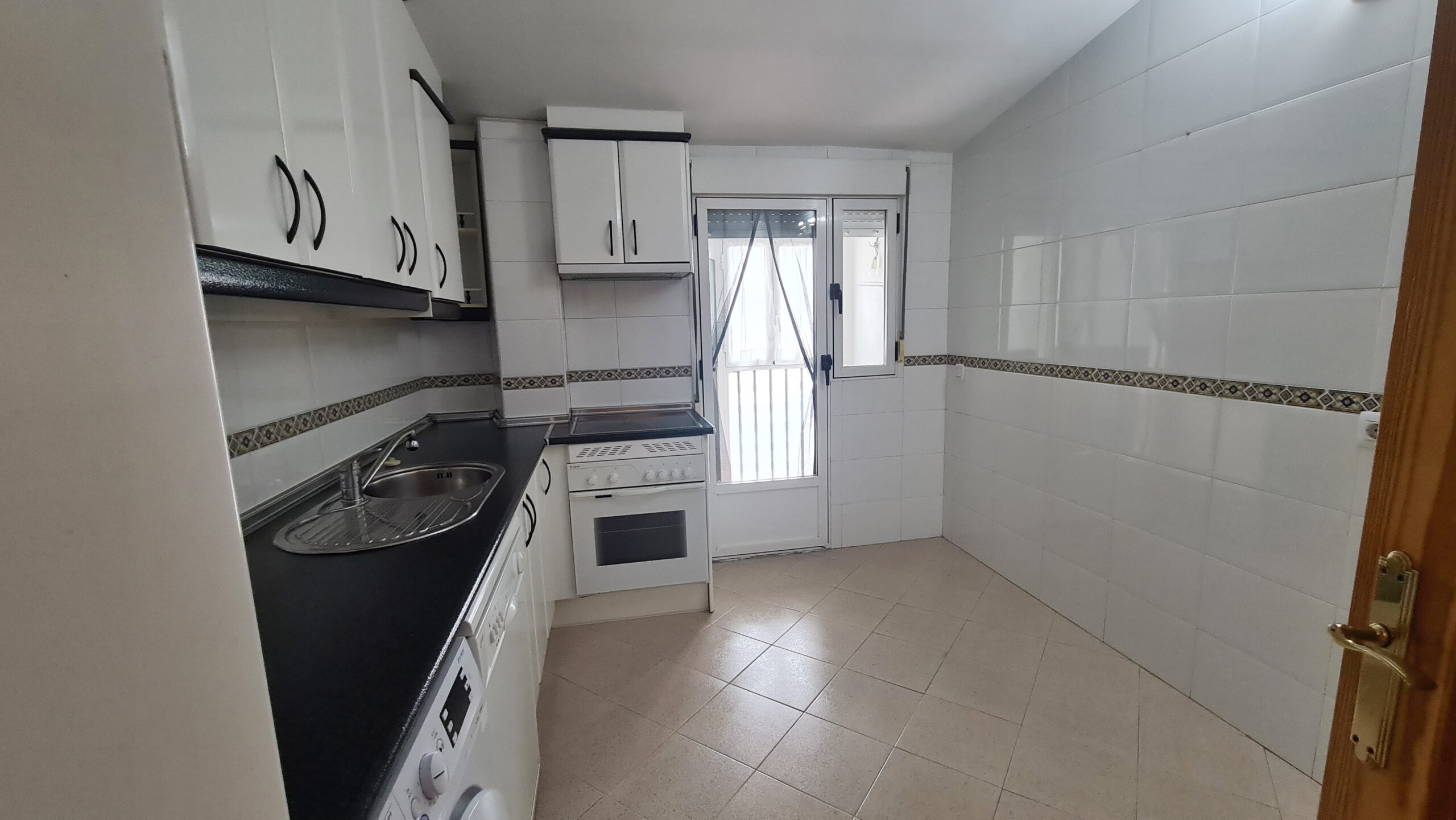 ref 1529 Piso segundo con plaza de garaje (Próximamente) - Imagen 2