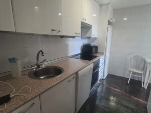 Ref 1568 Piso en urbanización con piscina en comunidad (disponible)