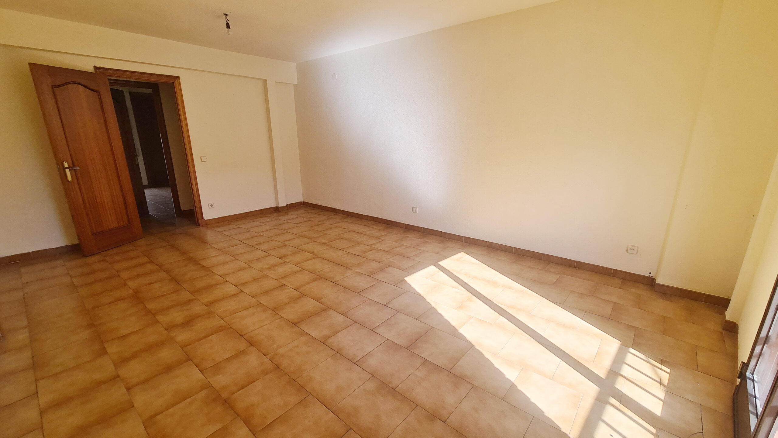 Ref 1570 Piso en casco urbano en Moralzarzal (disponible)