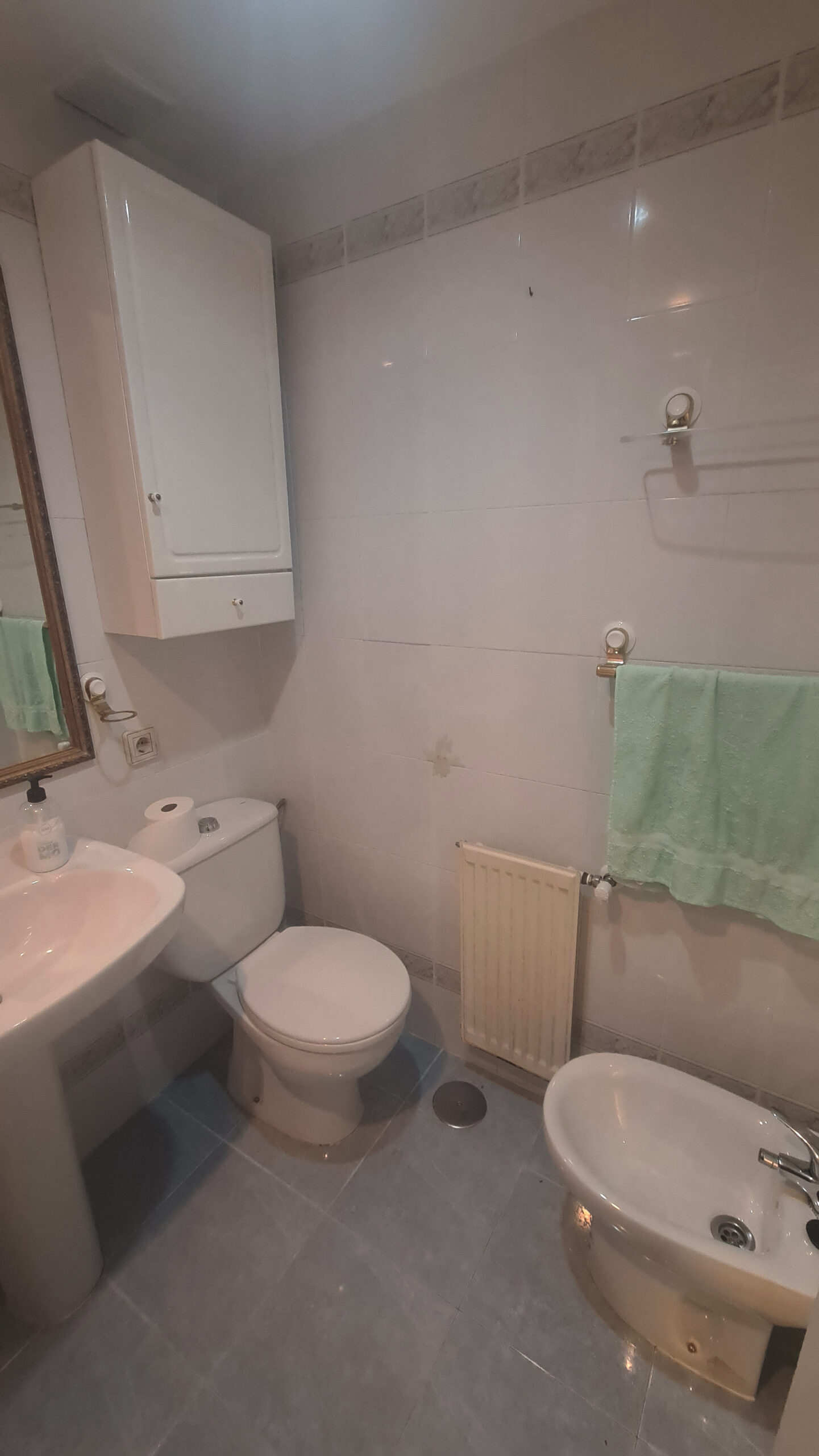 Ref 1568 Piso en urbanización con piscina en comunidad (disponible) - Imagen 11